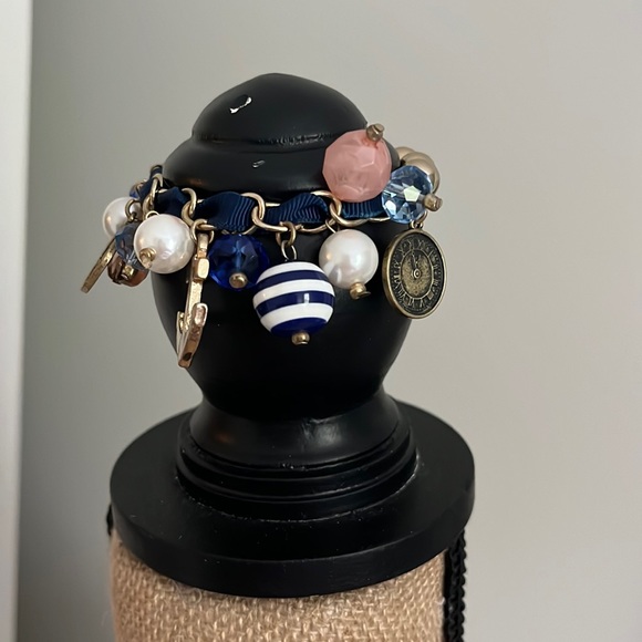Charming Charlie New without tags nautical gold charm bracelet - Picture 2 of 3